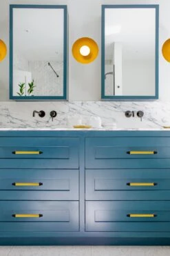 Color Persona Pull - Black -Cozy Light World hemi sconce 10 ochre persona pull hardware black chalk dutton brown bathroom scene 2